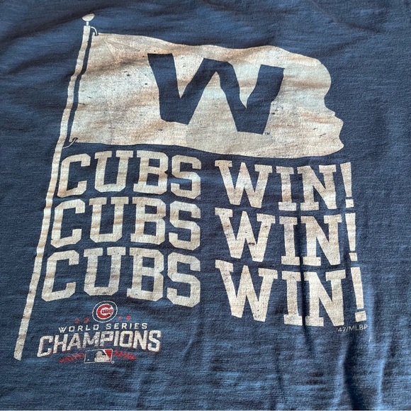 Chicago Cubs T-Shirt L Blue 2016 W Series DISTRESSED 1-Side FADES Cotton Scrumm - Picture 4 of 4